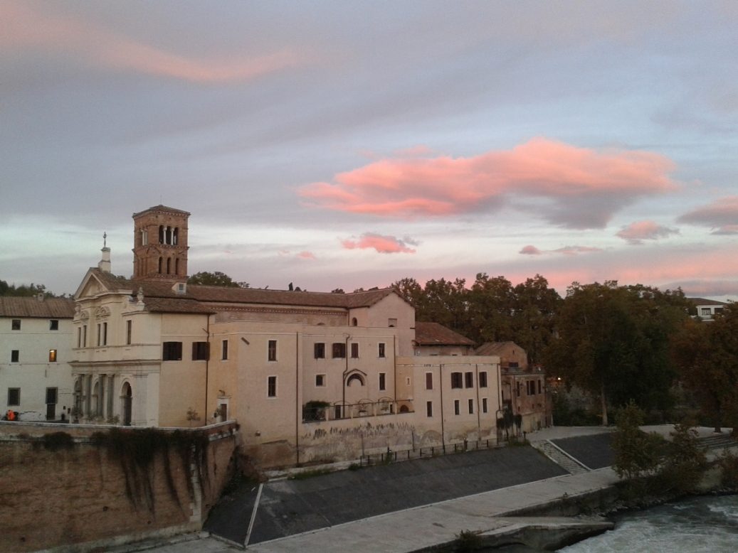 San Bartolomeo all'isola_Basilica_1.jpg